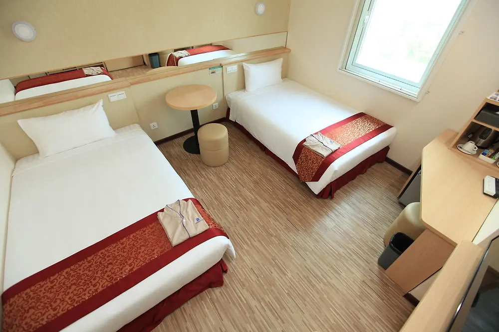 ****  Super Hotel Yangon Birmania