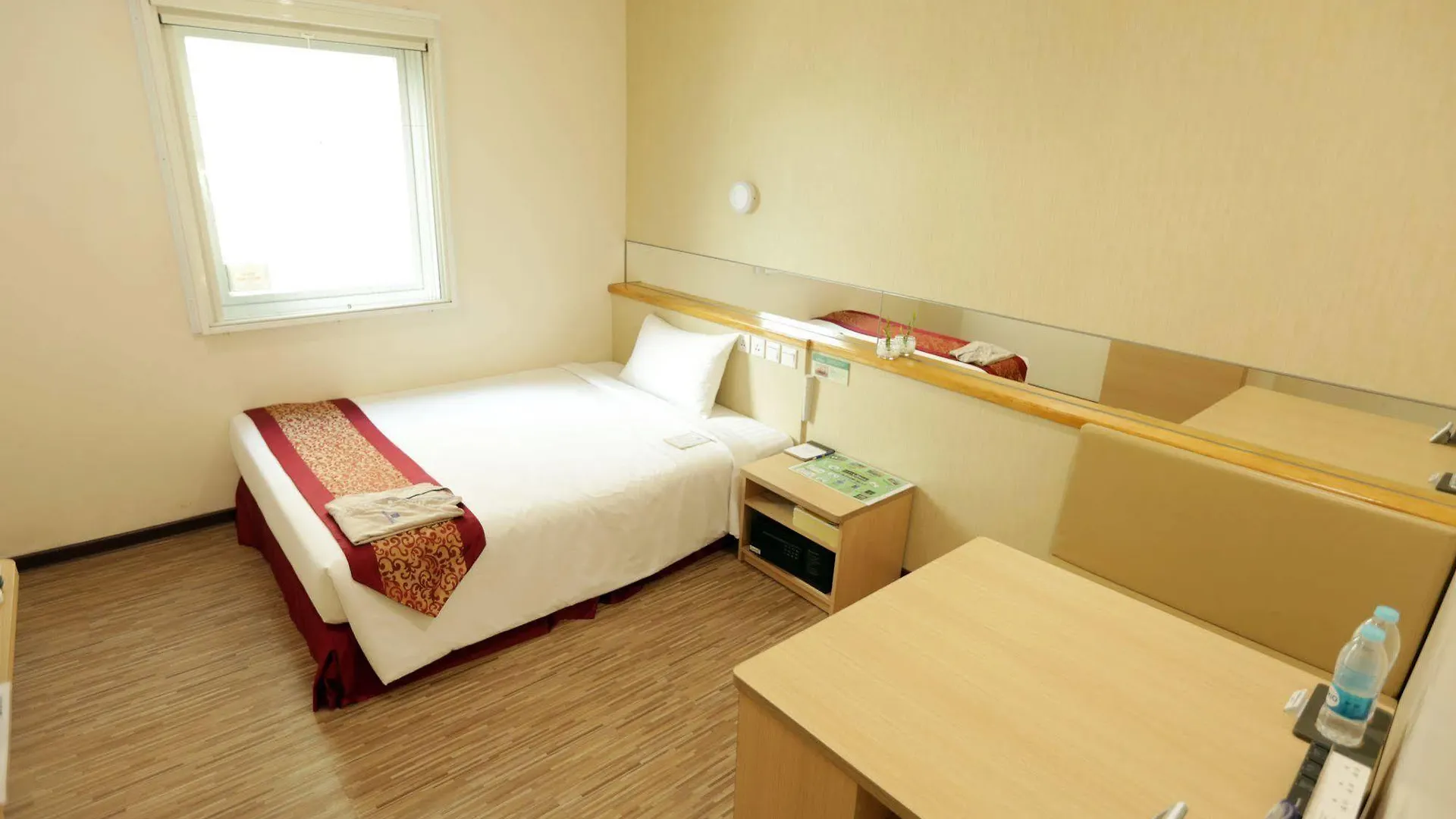 Super Hotel Yangon